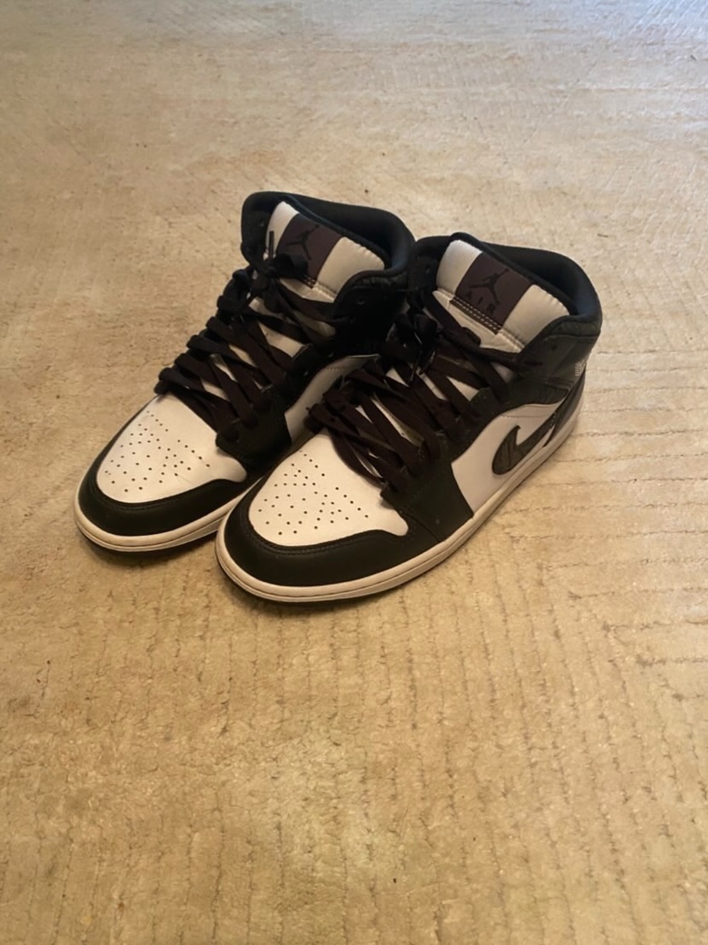 Nike Air Jordan 1 Men's Sneakers - Black & White